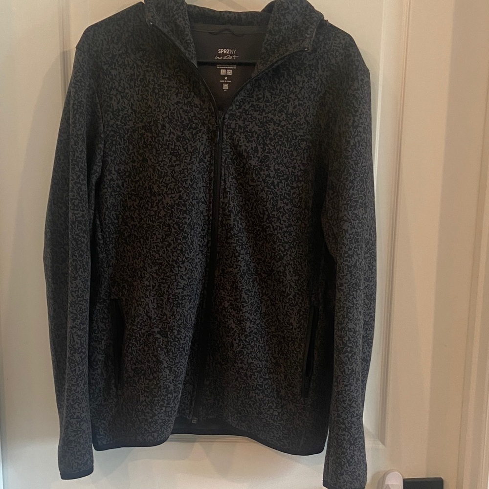 Uniqlo Men's Dark Gray Zip-Up Sweater